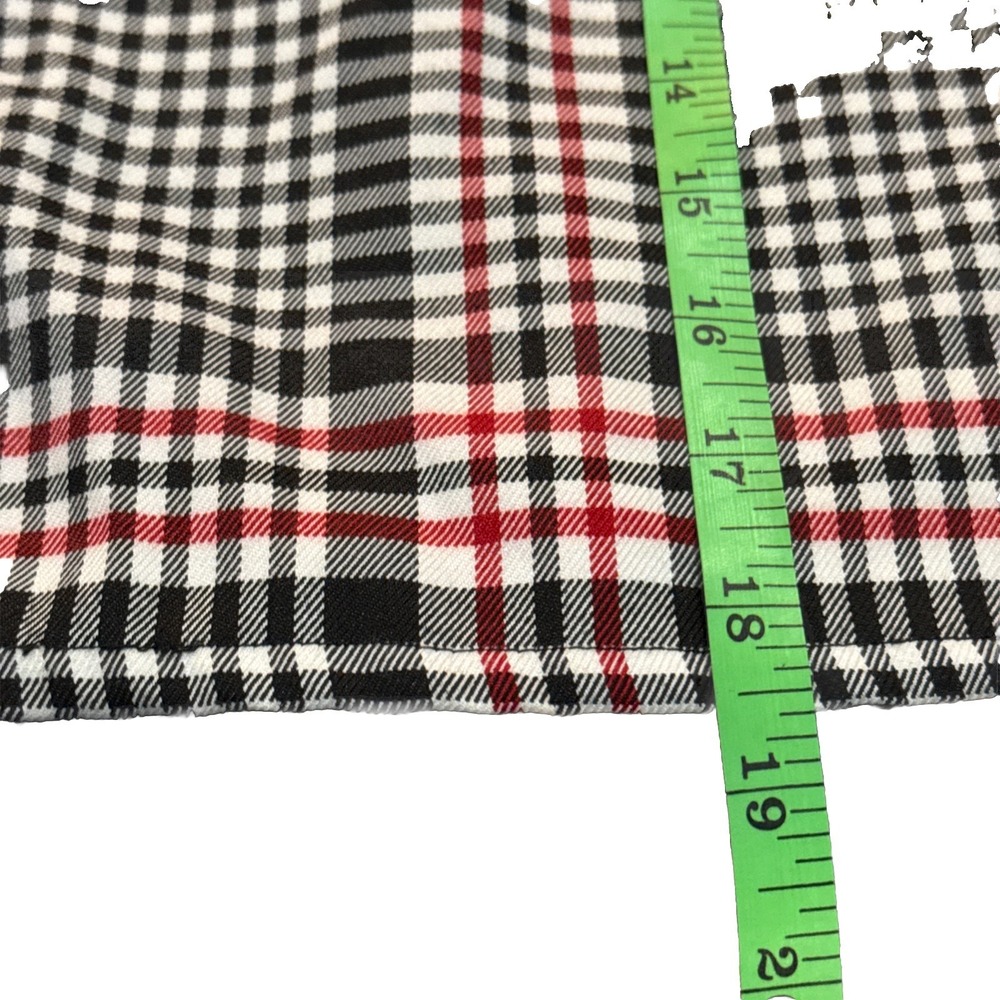 Forever 21 Plus Size Plaid Pull-Ring Mini Skirt White BLACK RED Size 3x Womens - Picture 3 of 4